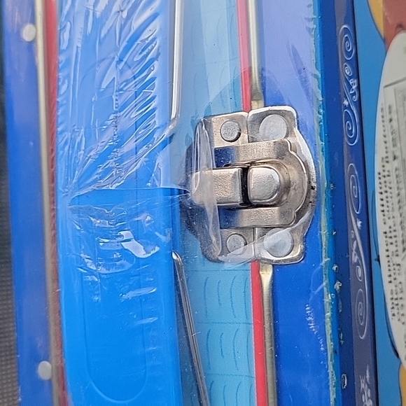 Vintage Rocky and Bullwinkle Limited Edition Collectors Lunchbox. - Picture 3 of 7